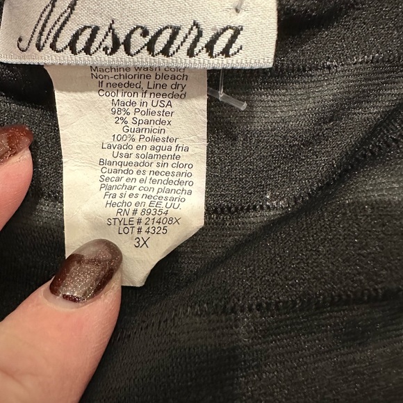 Mascara Brand Black Ruffled Sleeveless Top - Picture 8 of 12